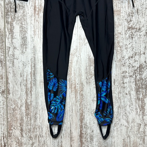 SBART Micosuza Women's Small 155/80(S) 1Pc Wetsuit. - Picture 4 of 11